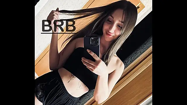 sheillawood online show from 11-30-25, 01:31