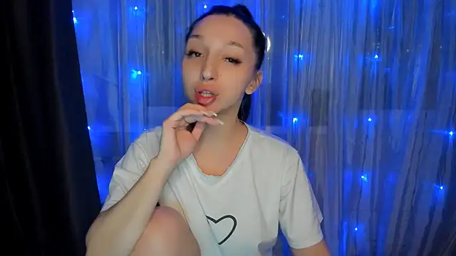 sheillawood online show from 12-03-25, 01:53