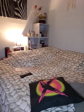 Snapshot of Mila_Luciphya chatting on 09-21-25, 11:01 Mila Luciphya online show from 09-21-25, 11:01