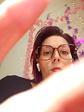 Mila Luciphya online show from 03-31-26, 11:54