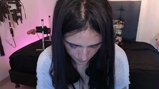 elowen halley1 online show from 09-16-25, 06:53