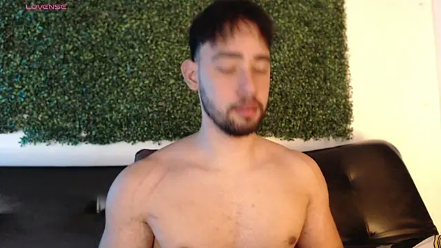 Snapshot of sam_ford_2 chatting on 11-12-25, 12:00 sam ford 2 online show from 11-12-25, 12:00