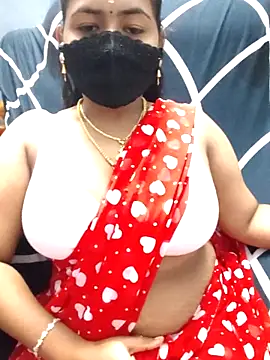 Snapshot of Tamil_Lotus chatting on 03-23-26, 04:44 Tamil Lotus online show from 03-23-26, 04:44