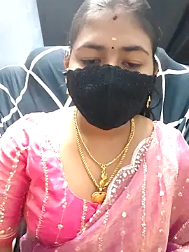 Snapshot of Tamil_Lotus chatting on 04-04-26, 05:21 Tamil Lotus online show from 04-04-26, 05:21