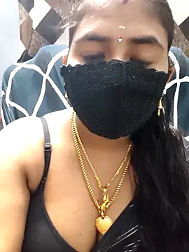 Snapshot of Tamil_Lotus chatting on 05-18-26, 04:57 Tamil Lotus online show from 05-18-26, 04:57