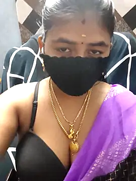 Snapshot of Tamil_Lotus chatting on 05-21-26, 05:09 Tamil Lotus online show from 05-21-26, 05:09
