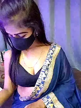 Snapshot of Misss-julli chatting on 03-26-26, 04:12 Misss-julli online show from 03-26-26, 04:12