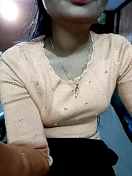 Snapshot of Vaani_Actress chatting on 11-19-25, 03:01 Vaani Actress online show from 11-19-25, 03:01