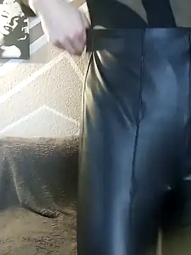 SlimBellaa online show from 02-11-26, 02:00