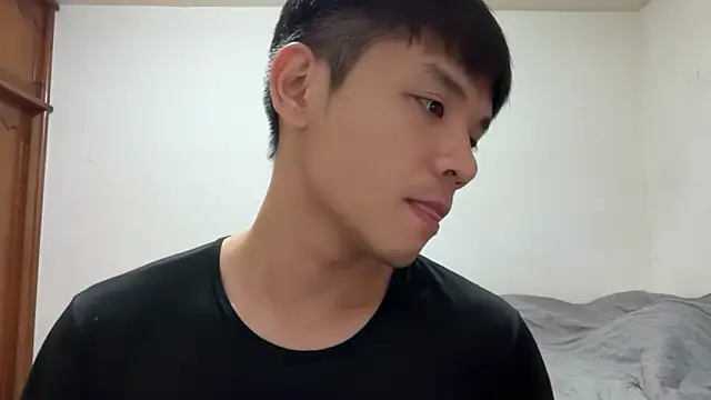 Snapshot of Foxfoxfox4 chatting on 02-19-26, 03:19 Foxfoxfox4 online show from 02-19-26, 03:19