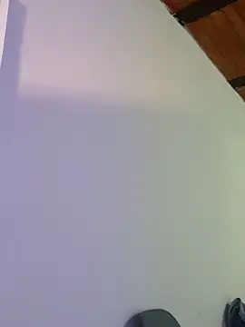 Snapshot of LiaCollings chatting on 09-17-25, 11:45 LiaCollings online show from 09-17-25, 11:45