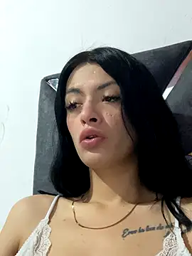 Snapshot of LiaCollings chatting on 09-24-25, 12:08 LiaCollings online show from 09-24-25, 12:08