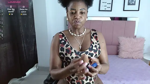 Lele F w online show from 11-19-25, 07:47