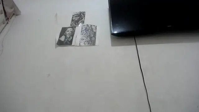 Snapshot of Foxy_Lovex chatting on 10-28-25, 10:12 Foxy Lovex online show from 10-28-25, 10:12