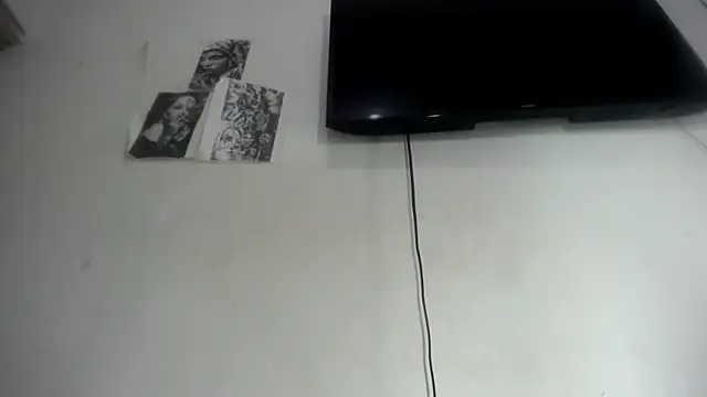 Snapshot of Foxy_Lovex chatting on 10-29-25, 11:17 Foxy Lovex online show from 10-29-25, 11:17