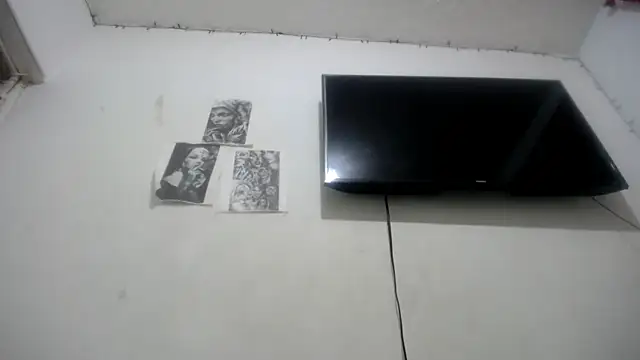 Snapshot of Foxy_Lovex chatting on 11-18-25, 11:37 Foxy Lovex online show from 11-18-25, 11:37