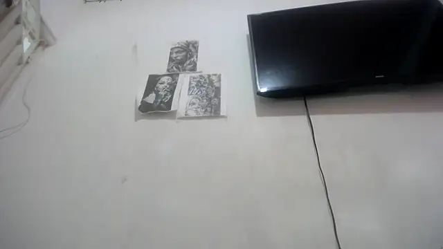 Snapshot of Foxy_Lovex chatting on 11-25-25, 09:26 Foxy Lovex online show from 11-25-25, 09:26