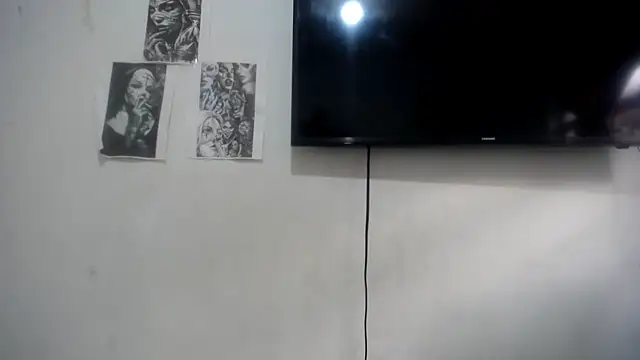 Snapshot of Foxy_Lovex chatting on 12-17-25, 09:21 Foxy Lovex online show from 12-17-25, 09:21