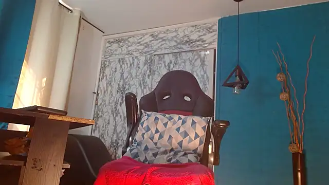 hanna mooreee online show from 03-19-26, 07:07