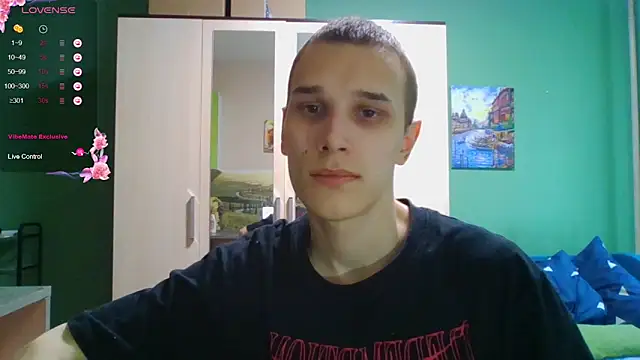 your   honeyy online show from 04-04-26, 08:23