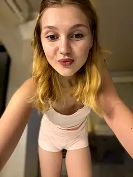 Emaline Fane online show from 10-20-25, 06:08