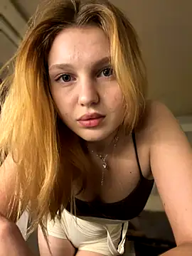 Emaline Fane online show from 11-28-25, 06:21