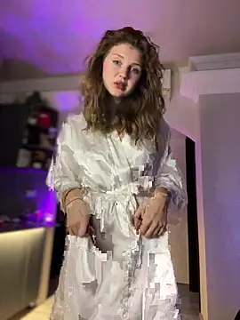 Emaline Fane online show from 03-31-26, 09:15