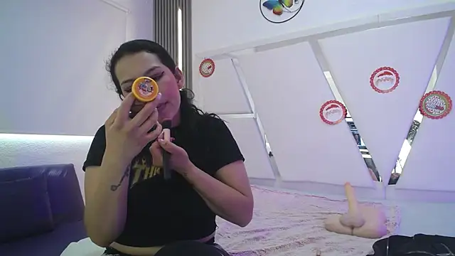 Mia garcia28 online show from 12-03-25, 07:23