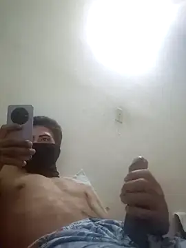 Snapshot of _alexx_69_ chatting on 03-31-26, 04:35 alexx 69 online show from 03-31-26, 04:35