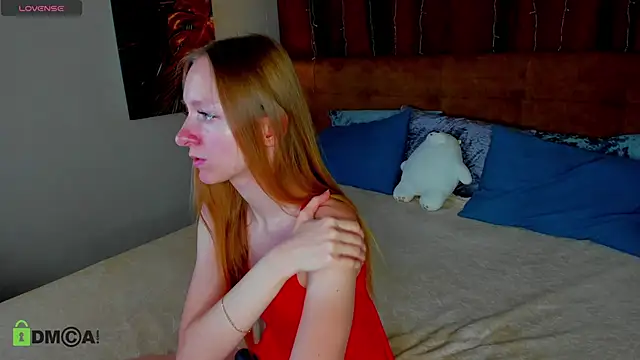 Snapshot of Mia_E1fie chatting on 09-13-25, 08:47 Mia E1fie online show from 09-13-25, 08:47