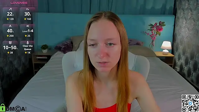 Snapshot of Mia_E1fie chatting on 10-10-25, 09:08 Mia E1fie online show from 10-10-25, 09:08