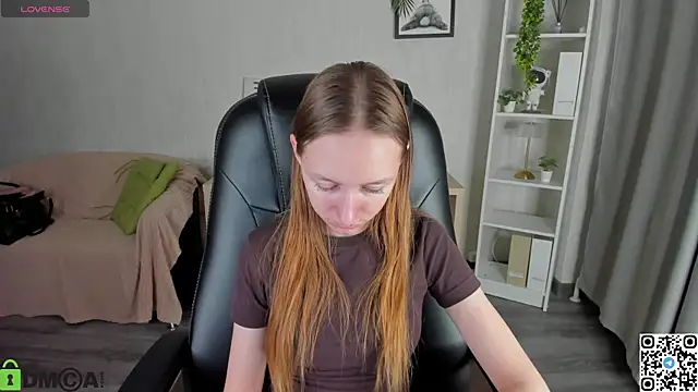 Snapshot of Mia_E1fie chatting on 11-04-25, 09:52 Mia E1fie online show from 11-04-25, 09:52