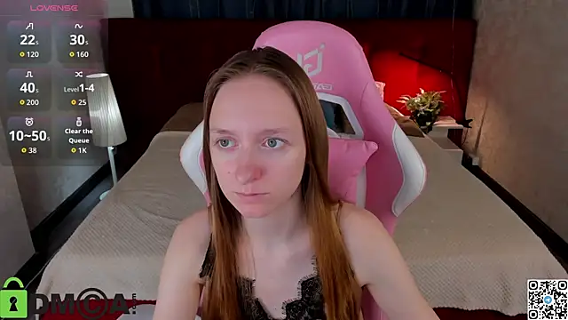 Snapshot of Mia_E1fie chatting on 11-19-25, 01:05 Mia E1fie online show from 11-19-25, 01:05