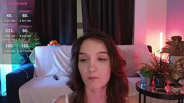 DebiHenks online show from 11-21-25, 05:11