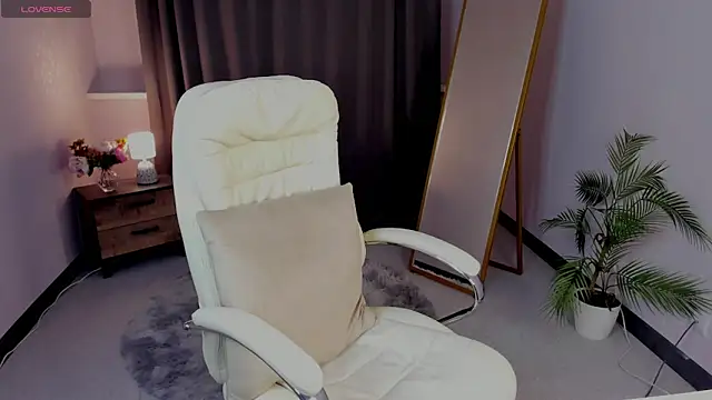 cute luucy online show from 02-26-26, 04:11