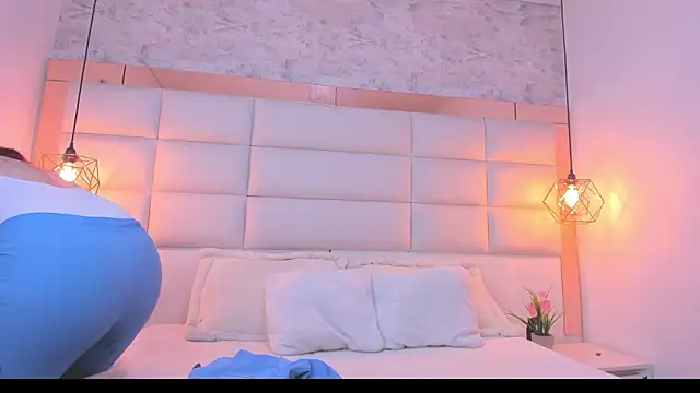 Snapshot of Dali_collin chatting on 03-15-26, 04:51 Dali collin online show from 03-15-26, 04:51