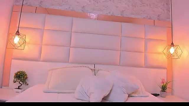 Snapshot of Dali_collin chatting on 03-20-26, 12:43 Dali collin online show from 03-20-26, 12:43