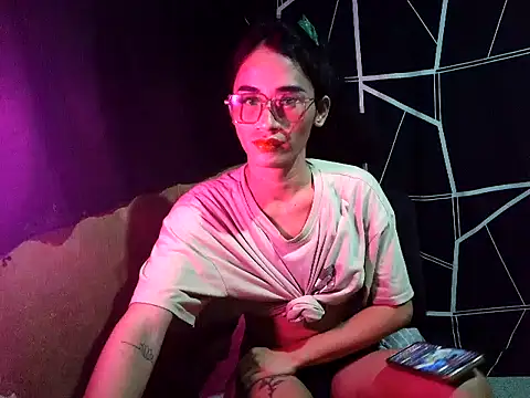 Madylinebigcock69 online show from 06-26-26, 11:58