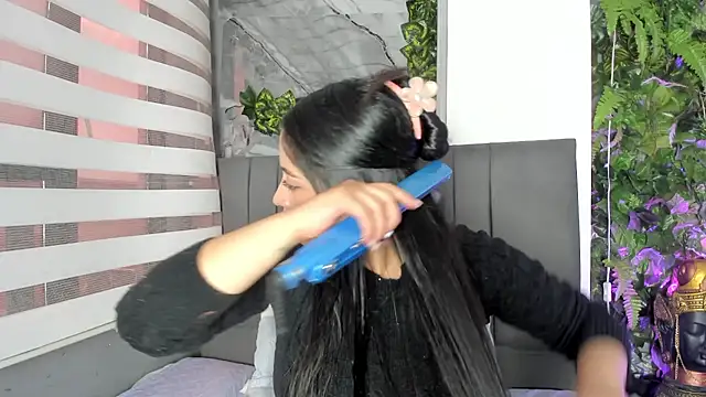 vela-kimm online show from 12-17-25, 07:31