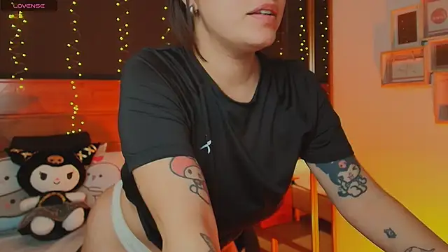 hanna kimura online show from 11-13-25, 02:54