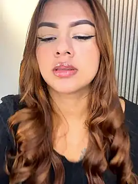 Snapshot of Missnaomi_ chatting on 09-27-25, 11:37 Missnaomi online show from 09-27-25, 11:37