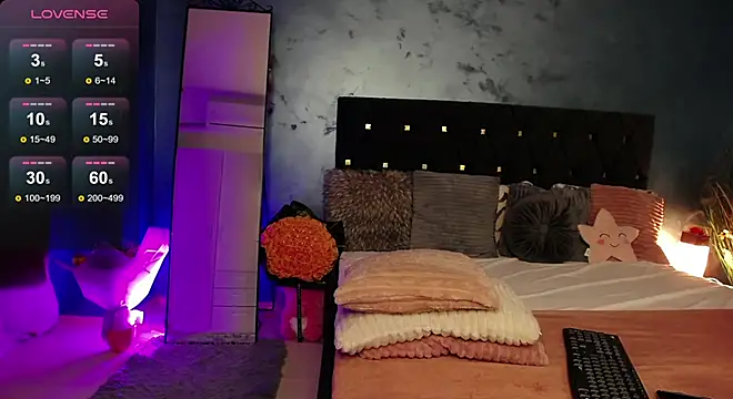 bellafun  online show from 11-19-25, 02:39