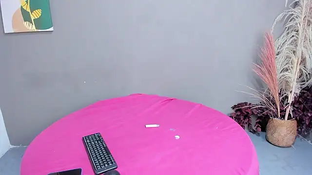 sienna glow online show from 03-24-26, 01:49