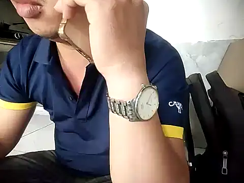 Boy kuto77 online show from 04-08-26, 12:21