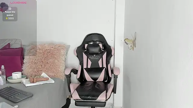 mari-ross online show from 04-12-26, 02:05