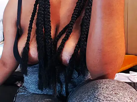 AmbarSmit online show from 02-19-26, 03:46