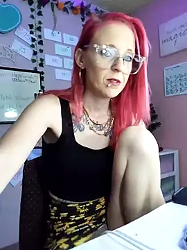 Snapshot of Purple2StayThnxx chatting on 11-18-25, 08:46 Purple2StayThnxx online show from 11-18-25, 08:46