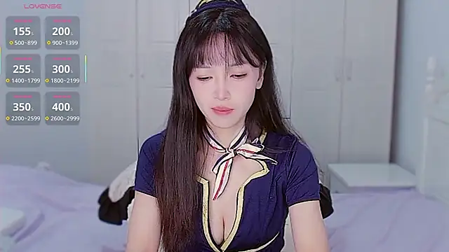 XiaoNana  online show from 10-21-25, 01:28