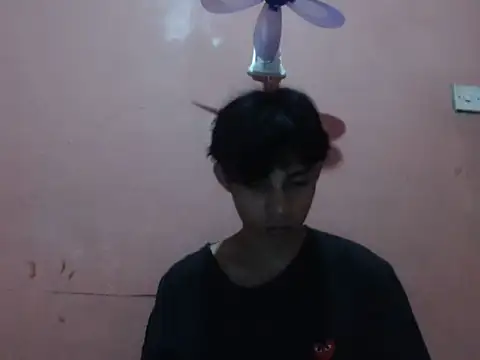 Snapshot of Kyoshi_19 chatting on 11-03-25, 01:12 Kyoshi 19 online show from 11-03-25, 01:12