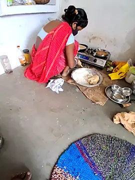 RAYI Queen 3 online show from 10-27-25, 03:10